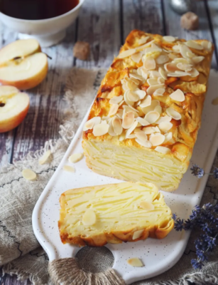 Gâteau Invisible aux Pommes recipe